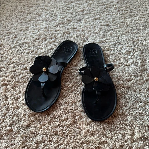 Tory Burch Black Sandals with Floral Accent - Picture 4 of 4